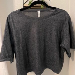 Lulu lemon workout shirt